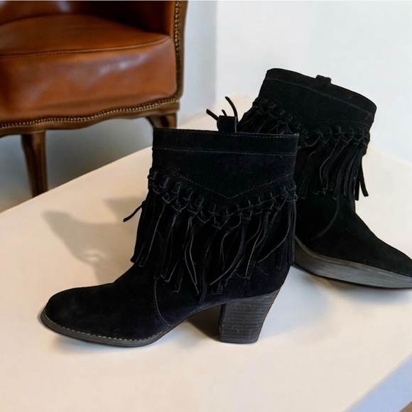 Sbicca “hard to find” BLACK Suede Macramé Fringe Boot. Vintage - Picture 12 of 16